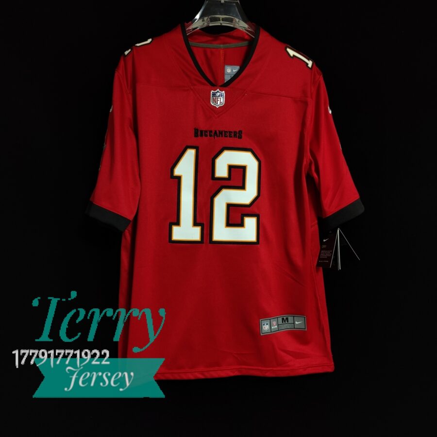 Tom Brady #12 Tampa Bay Buccaneers 2021 Red Alternate Vapor Limited Jersey